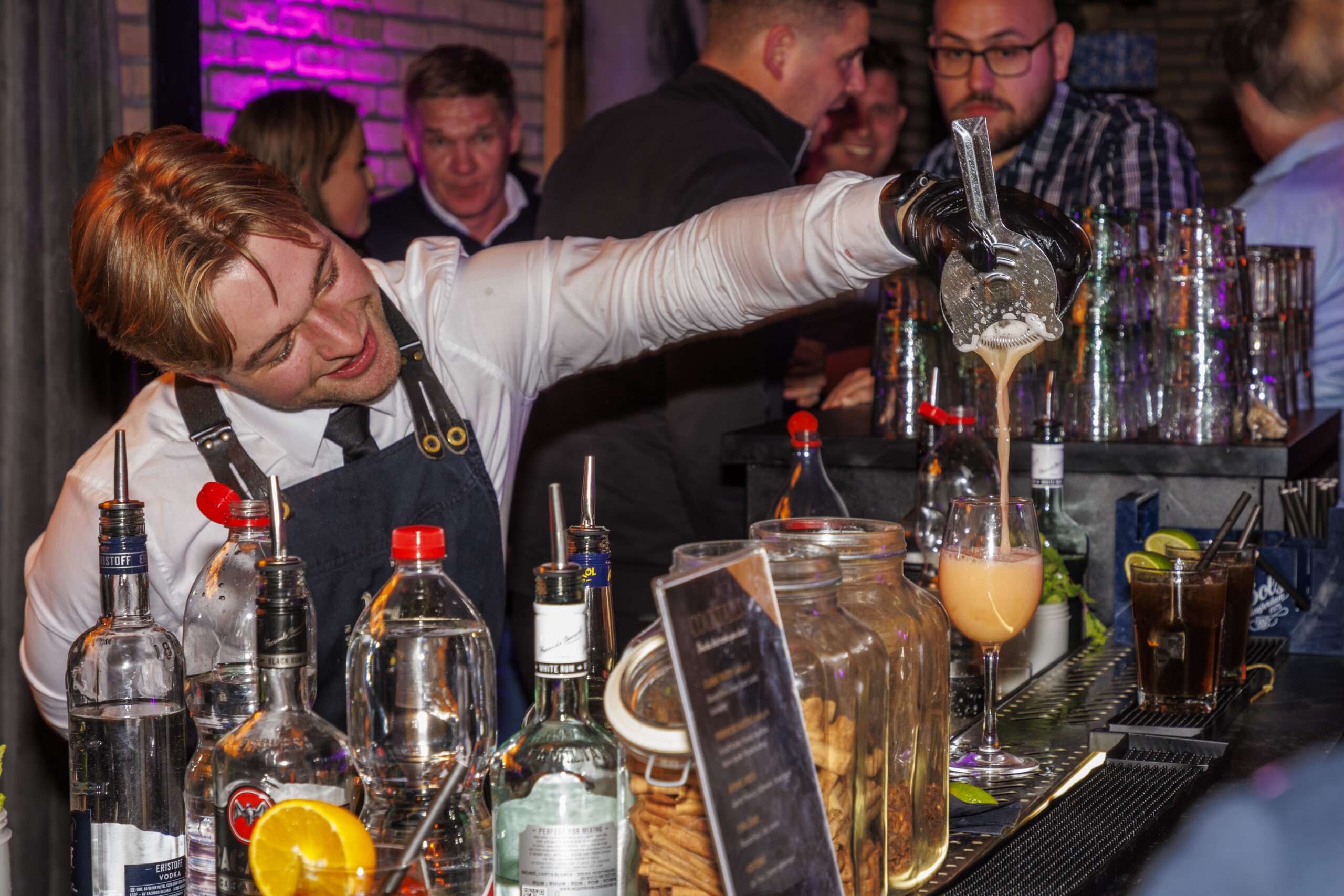 cocktail workshop boeken op locatie